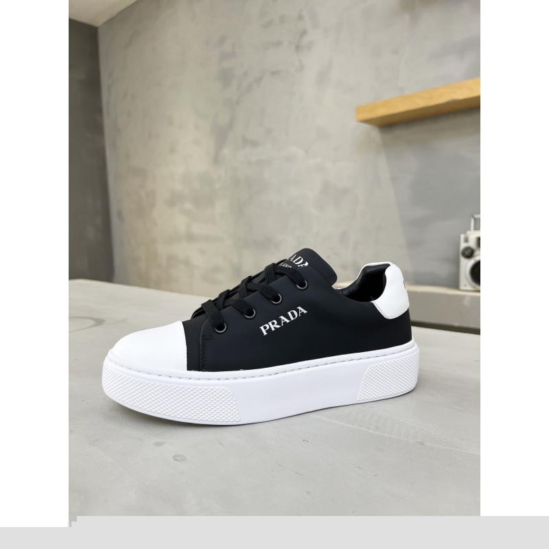 Pra*a casual shoes